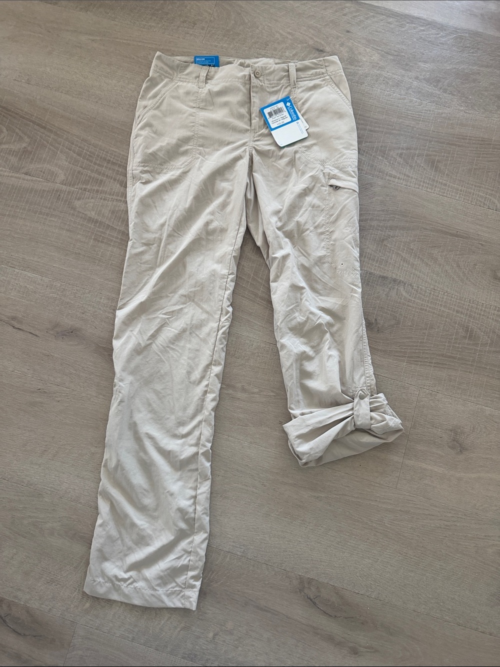 NWT Columbia women’s PFG omnishade UPF30 Light Tan Roll-Up Outdoor Pants